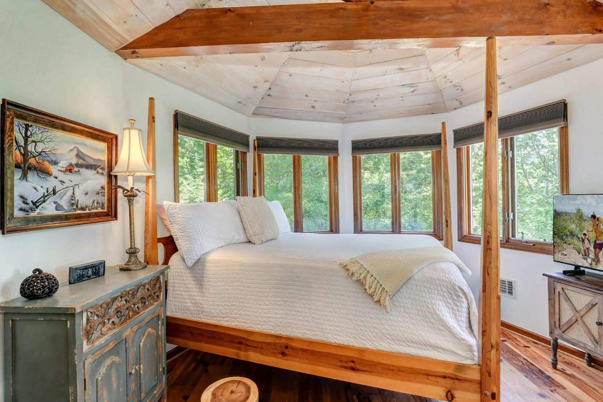 Falken Haus - Relax In Seclusion With Panoramic Lake Views ジャスパー エクステリア 写真