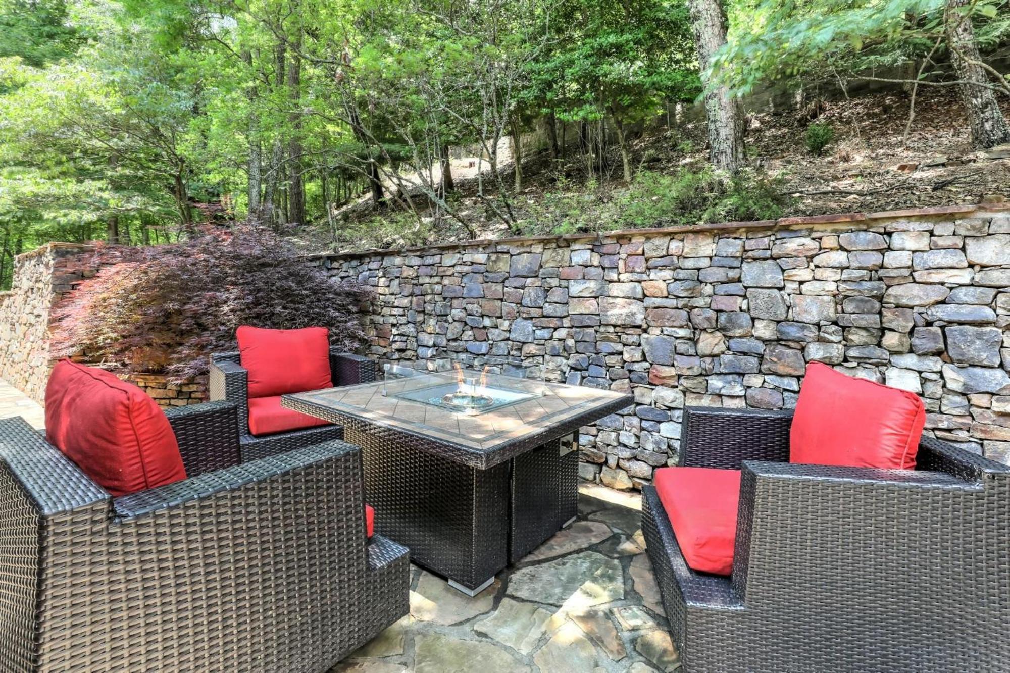 Falken Haus - Relax In Seclusion With Panoramic Lake Views ジャスパー エクステリア 写真